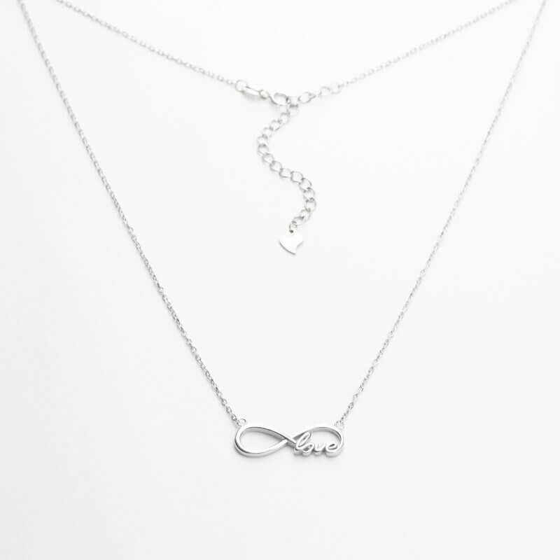 Срібне кольє love