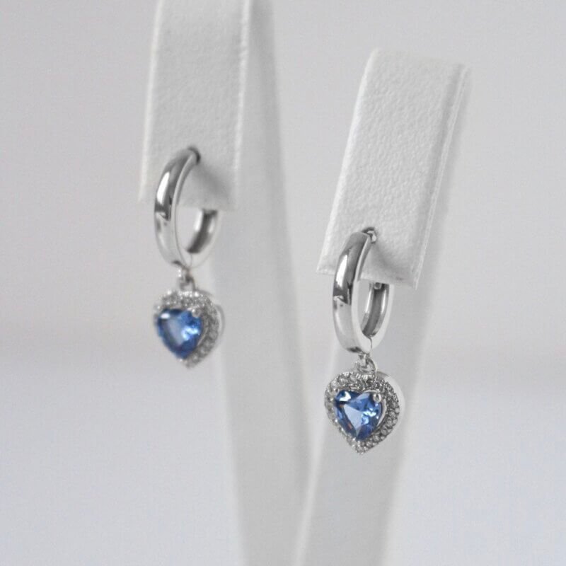 Срібні сережки Серця з синім камінцем