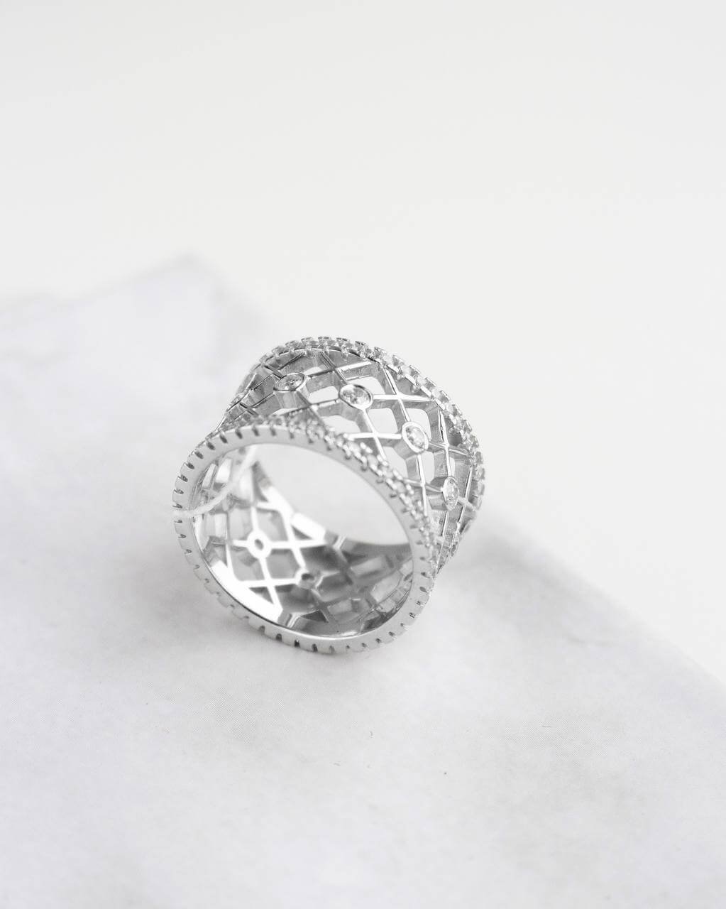 Срібна каблучка