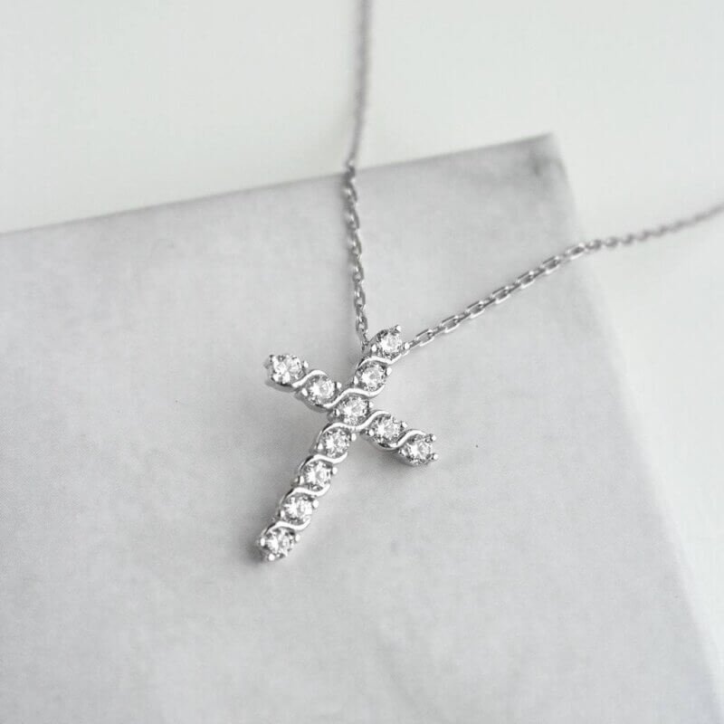 Срібне кольє