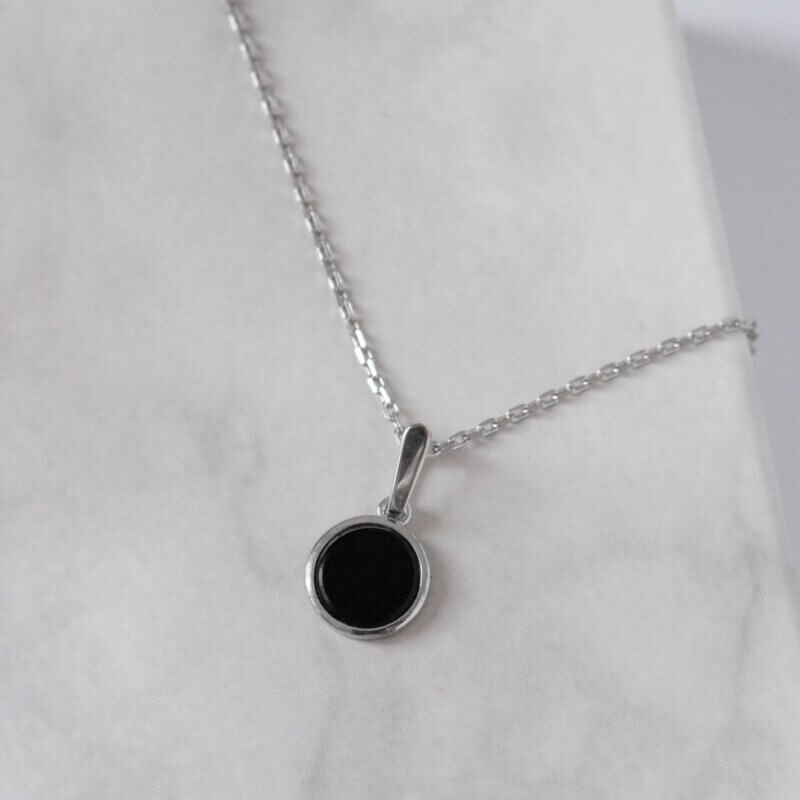 Срібне кольє з оніксом