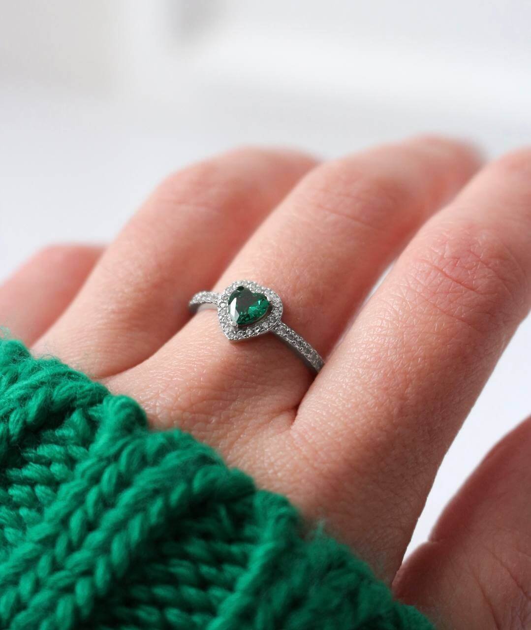 Срібна каблучка Серце